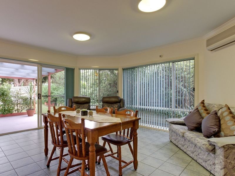 6 McMahons Road, Lakes Entrance VIC 3909