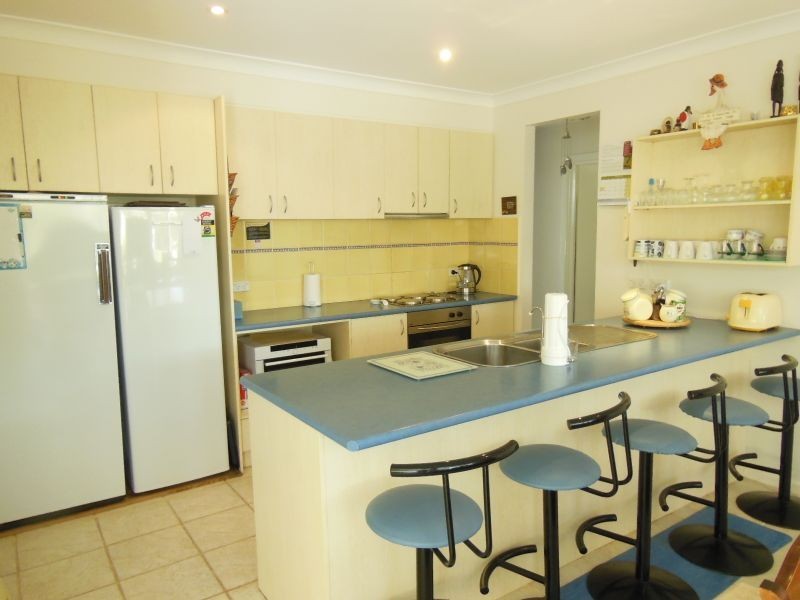 7 Bowler Street, Lakes Entrance VIC 3909