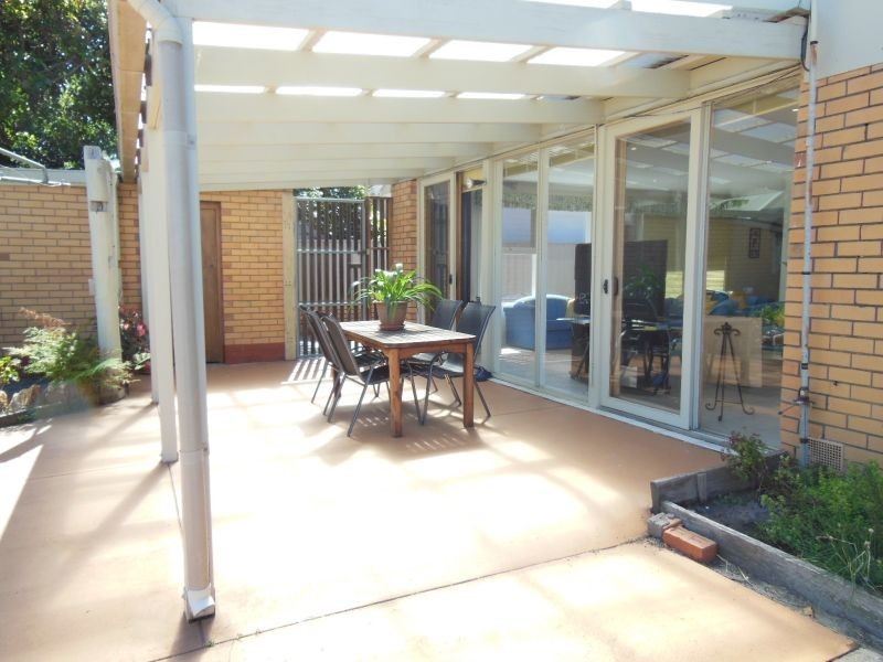 7 Bowler Street, Lakes Entrance VIC 3909