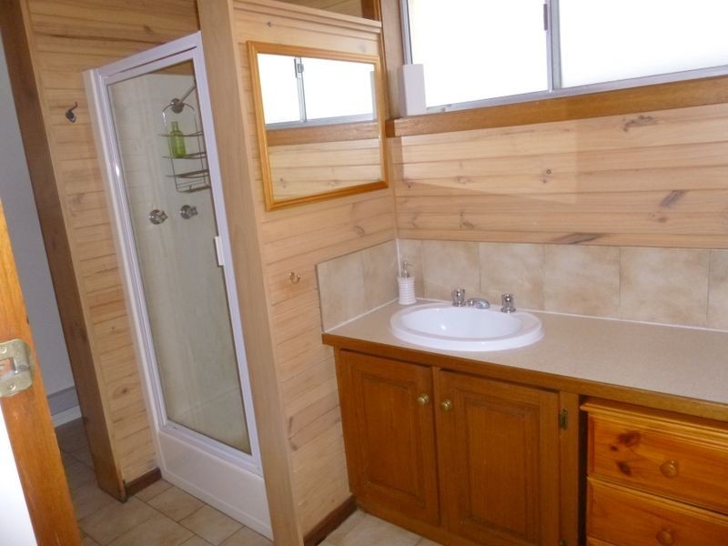 Lakes Entrance VIC 3909