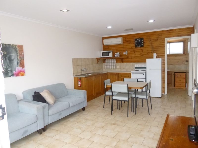 Lakes Entrance VIC 3909