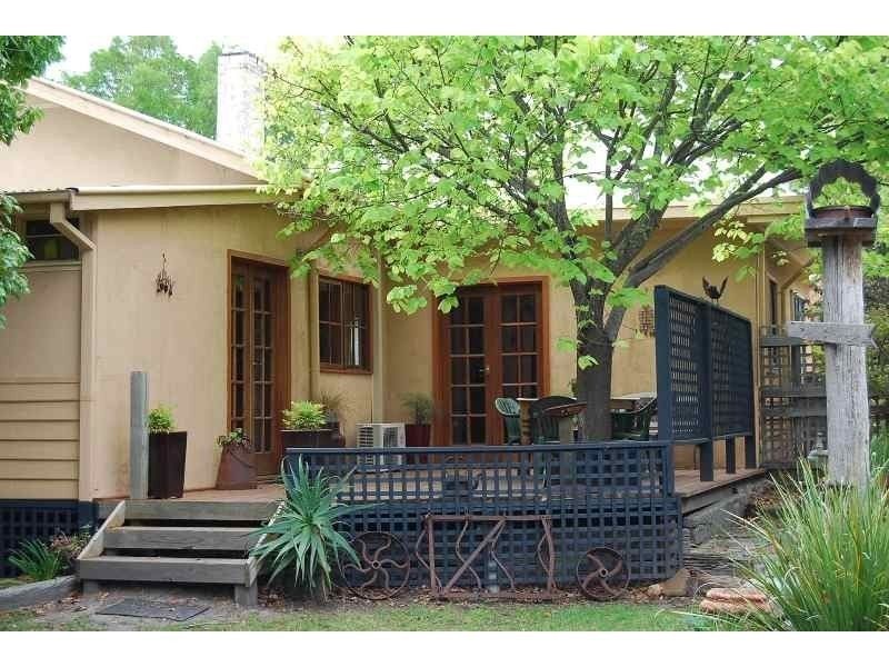 73 Hazel Road, Kalimna VIC 3909