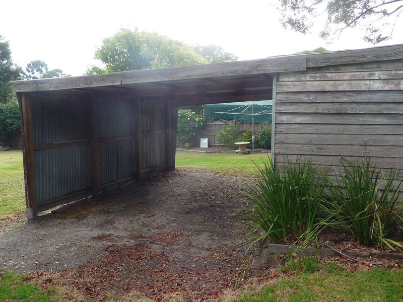 73 Hazel Road, Kalimna VIC 3909