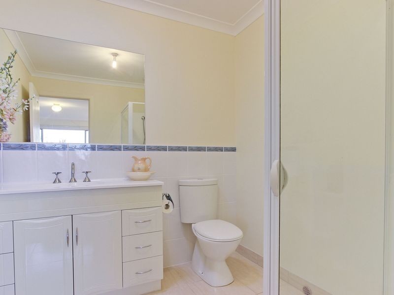 9 The Balcony, Lakes Entrance VIC 3909