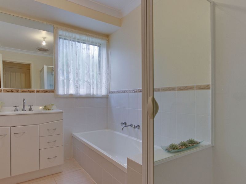 9 The Balcony, Lakes Entrance VIC 3909