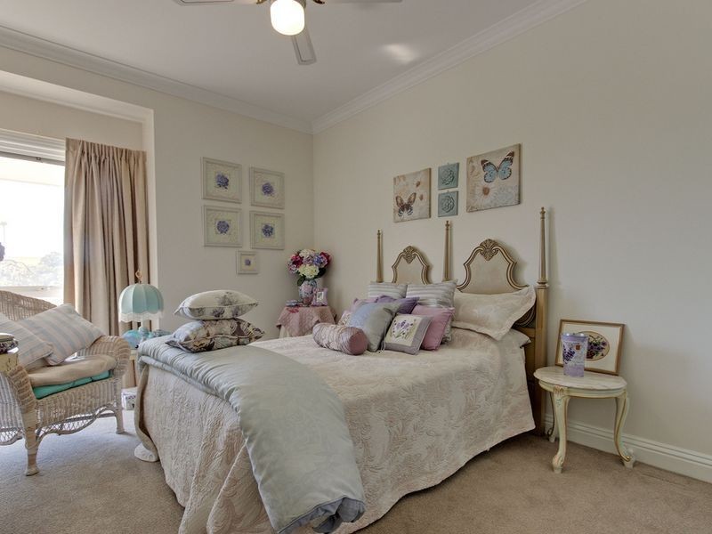 8 Wonga Court, Lakes Entrance VIC 3909