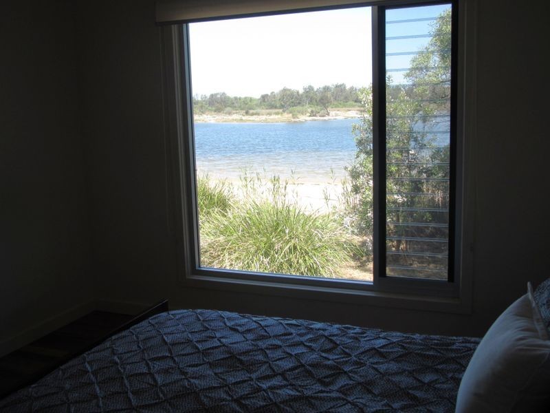 18 Middle Street, Lakes Entrance VIC 3909