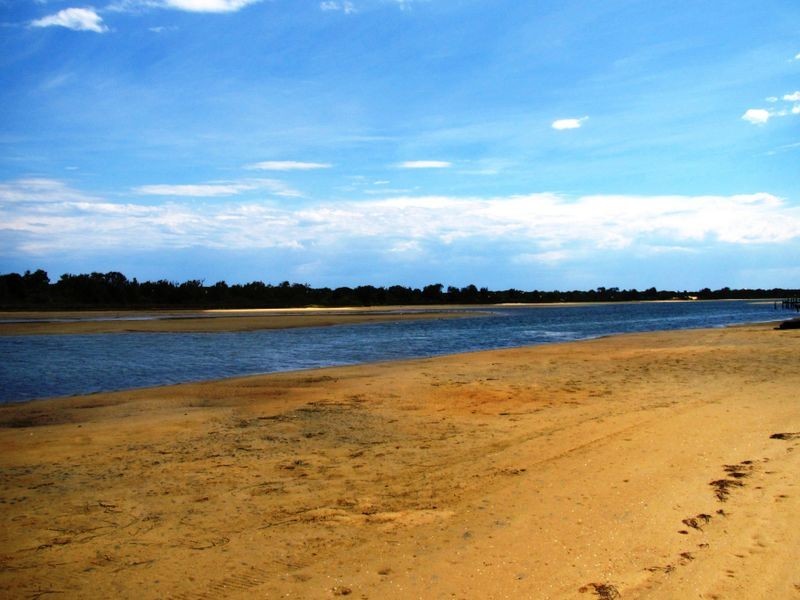 18 Middle Street, Lakes Entrance VIC 3909