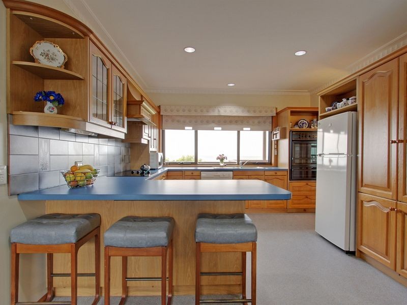 25 Lyrebird Court, Lakes Entrance VIC 3909