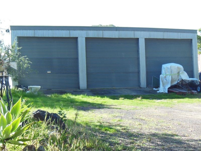 44 Beveridges Road, Lakes Entrance VIC 3909