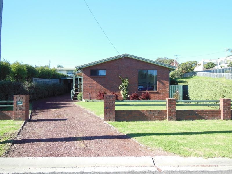 16 Panoramic Drive, Lakes Entrance VIC 3909