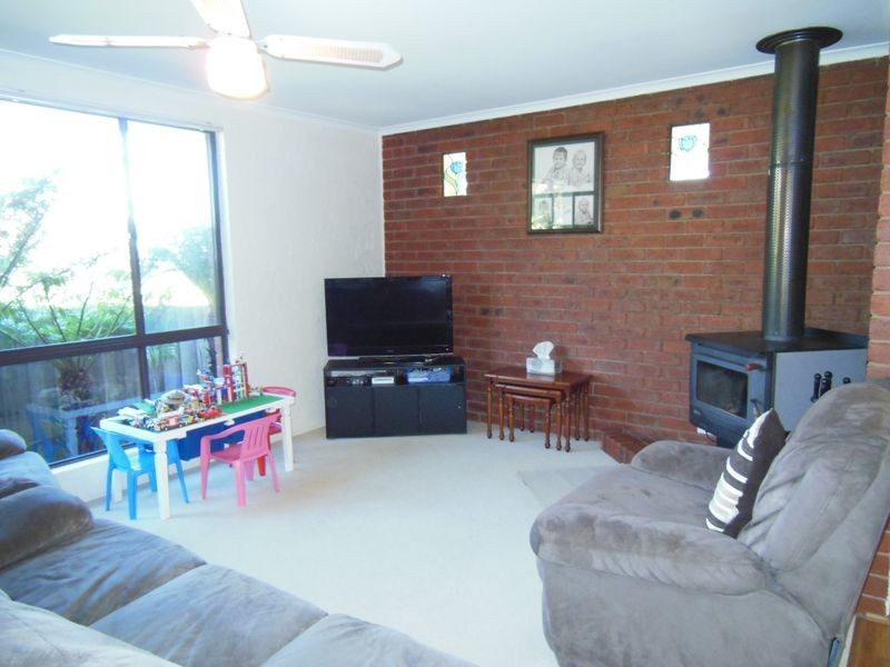 16 Panoramic Drive, Lakes Entrance VIC 3909