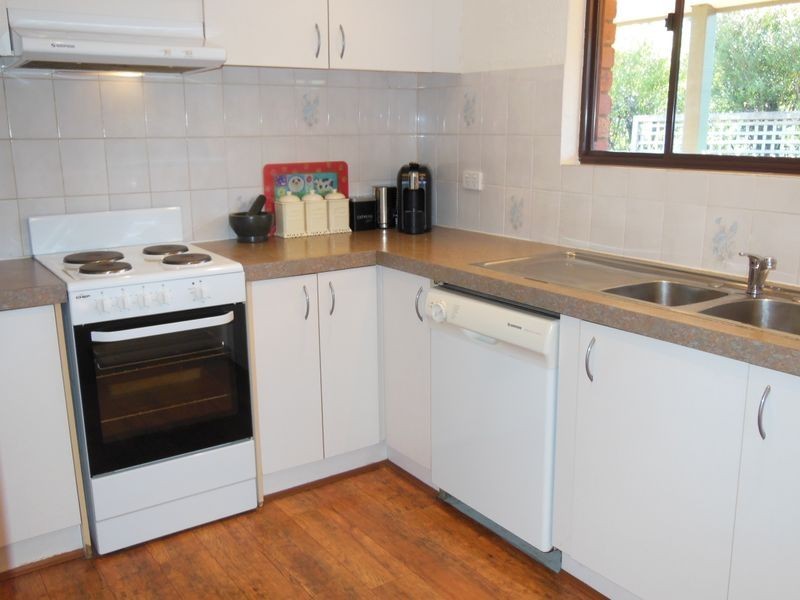 16 Panoramic Drive, Lakes Entrance VIC 3909