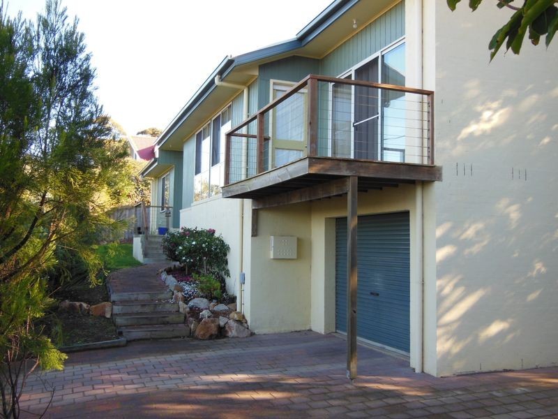 8 McRae Street, Lakes Entrance VIC 3909