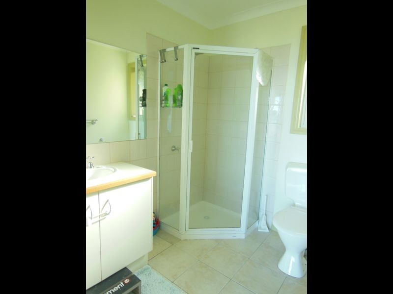 8 McRae Street, Lakes Entrance VIC 3909