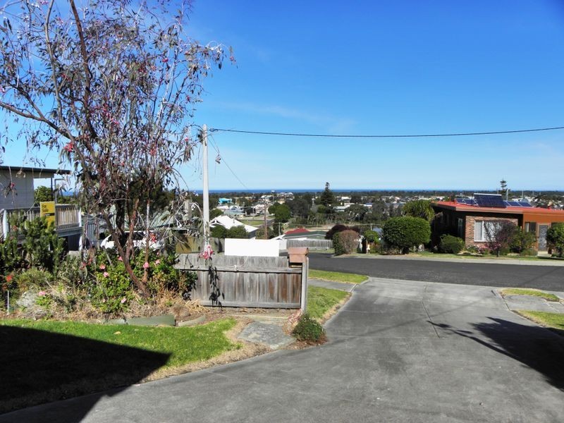 17 Sudings Road, Lakes Entrance VIC 3909