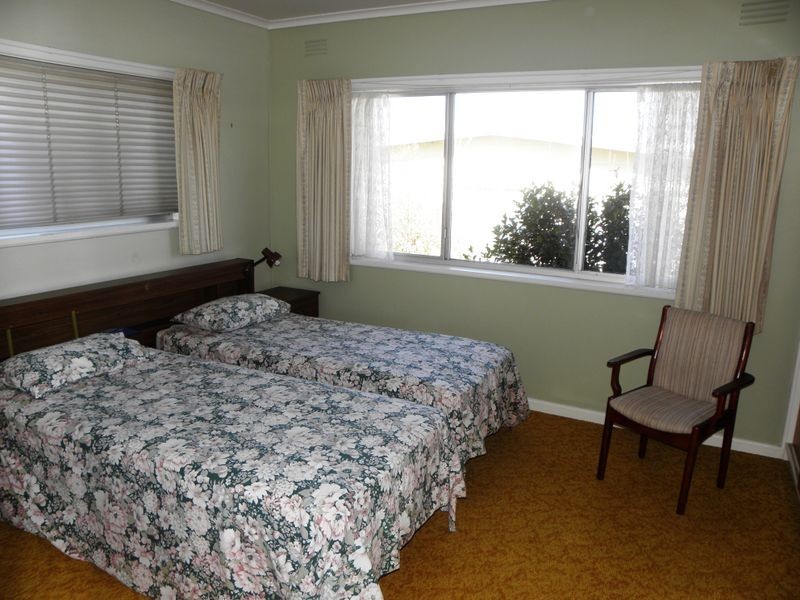 17 Sudings Road, Lakes Entrance VIC 3909
