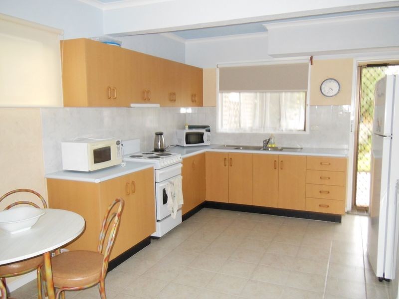 7 Sandbar Drive, Lakes Entrance VIC 3909