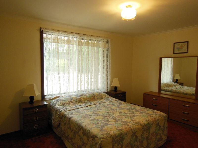 15 Ocean Court, Lakes Entrance VIC 3909