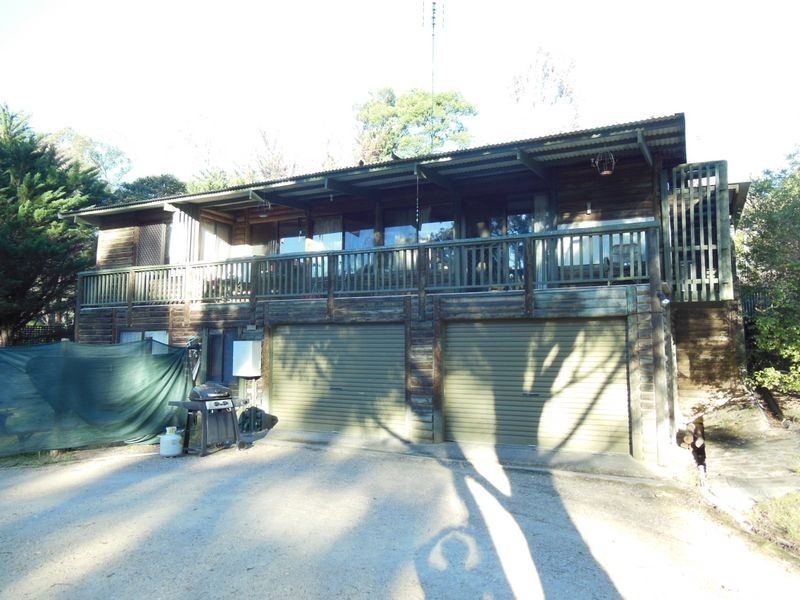 26 & 26a Secomb Close, Lakes Entrance VIC 3909