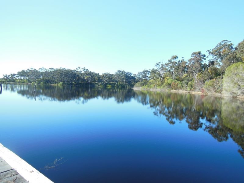 10/75 Mill Point Road, Lakes Entrance VIC 3909