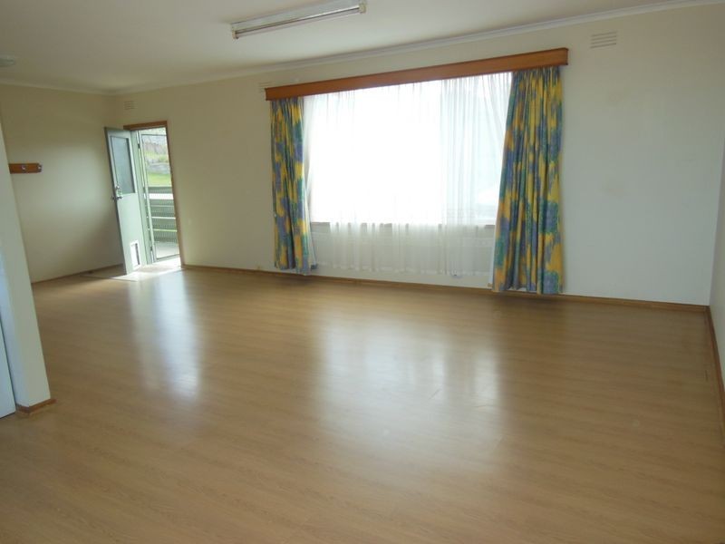 14 Grandview Road, Lakes Entrance VIC 3909