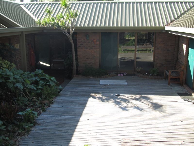 546-548 Lake Tyers Beach Road, Lake Tyers Beach VIC 3909