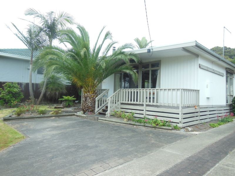 139 Golf Links Road, Lakes Entrance VIC 3909