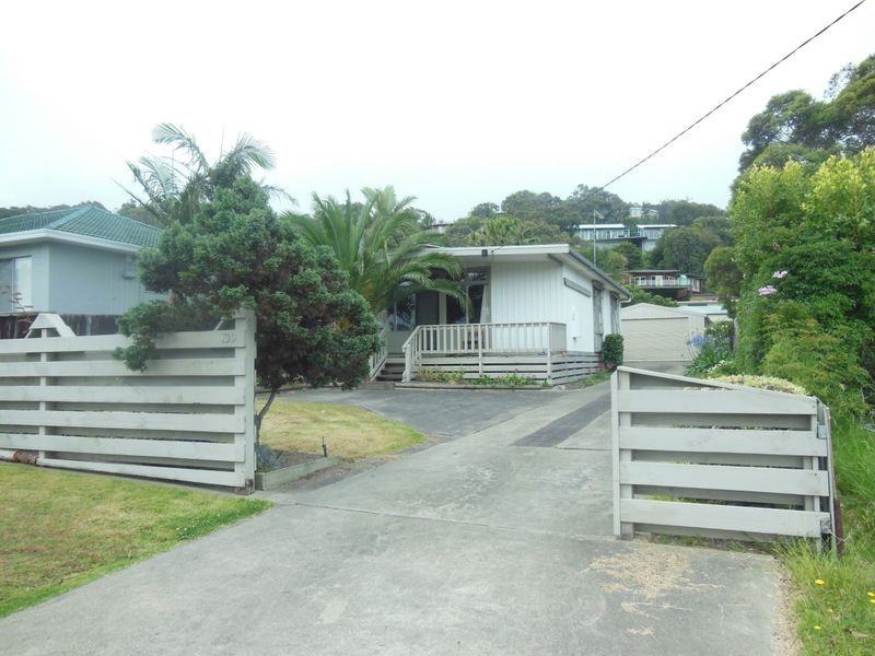 139 Golf Links Road, Lakes Entrance VIC 3909