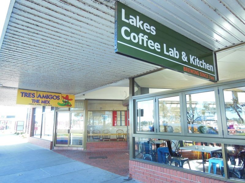 521 Esplanade, Lakes Entrance VIC 3909
