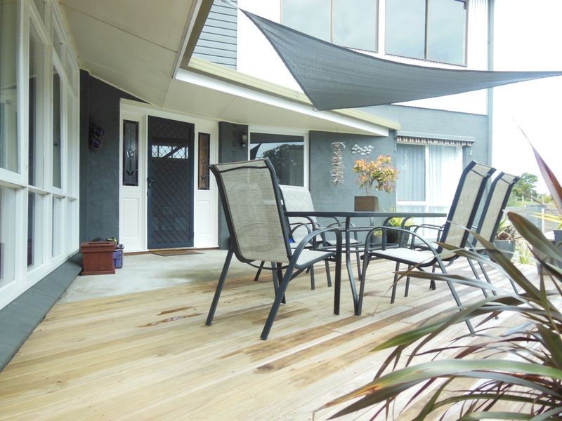 23 Lookout Road, Kalimna VIC 3909