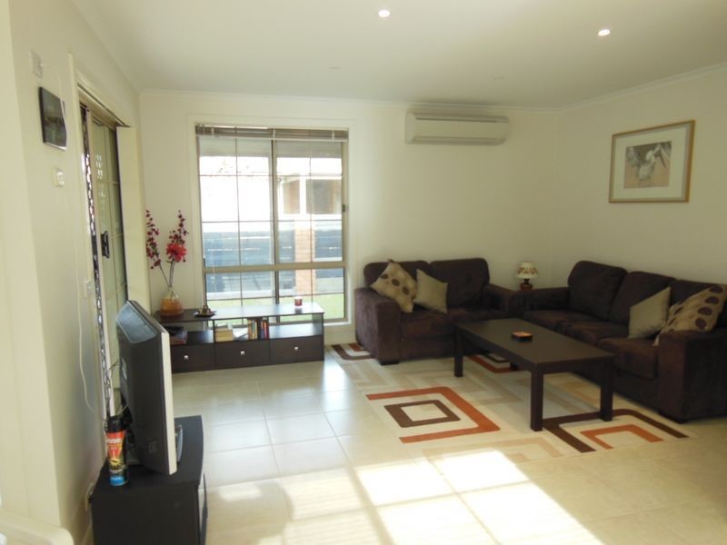 4/5 Orme Street, Lakes Entrance VIC 3909