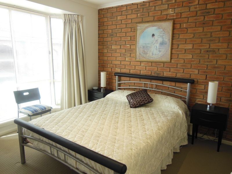 4/5 Orme Street, Lakes Entrance VIC 3909