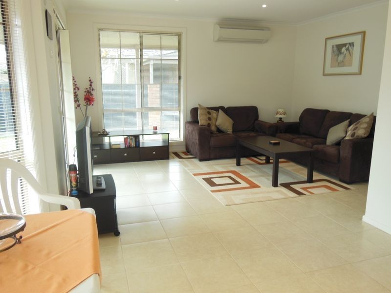 4/5 Orme Street, Lakes Entrance VIC 3909