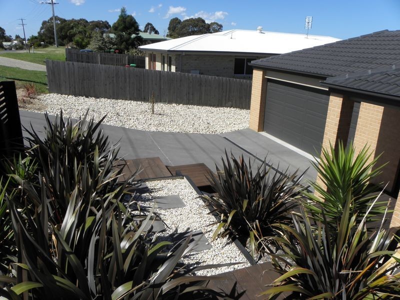 22 Hunters Lane, Lakes Entrance VIC 3909