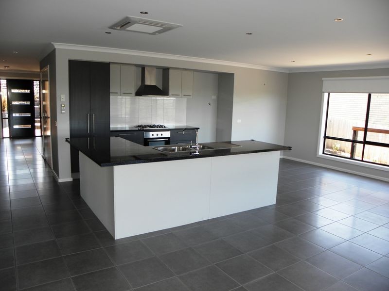 22 Hunters Lane, Lakes Entrance VIC 3909