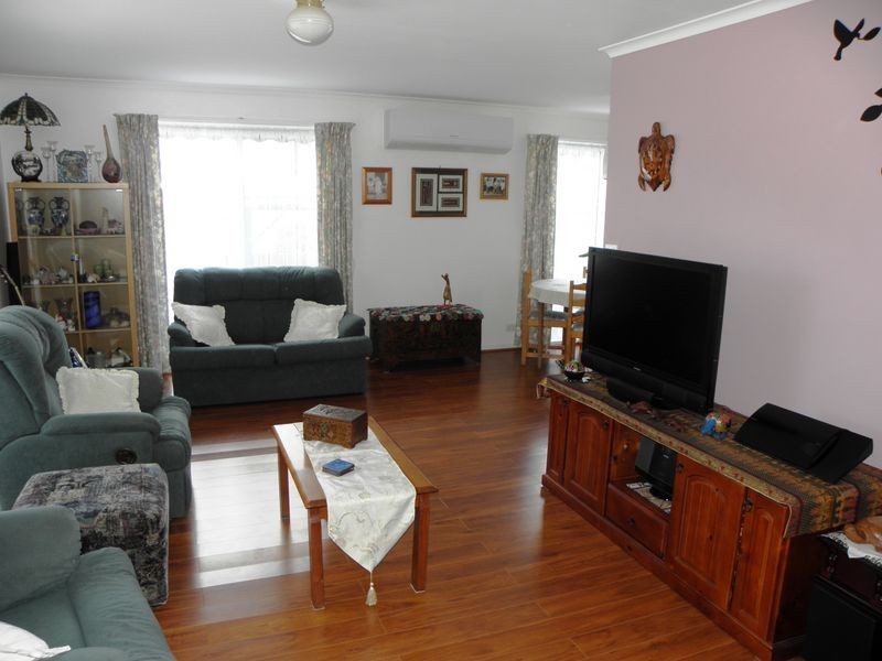 177 Princes Highway, Lakes Entrance VIC 3909