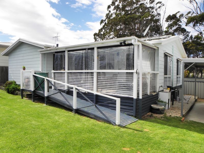 177 Princes Highway, Lakes Entrance VIC 3909