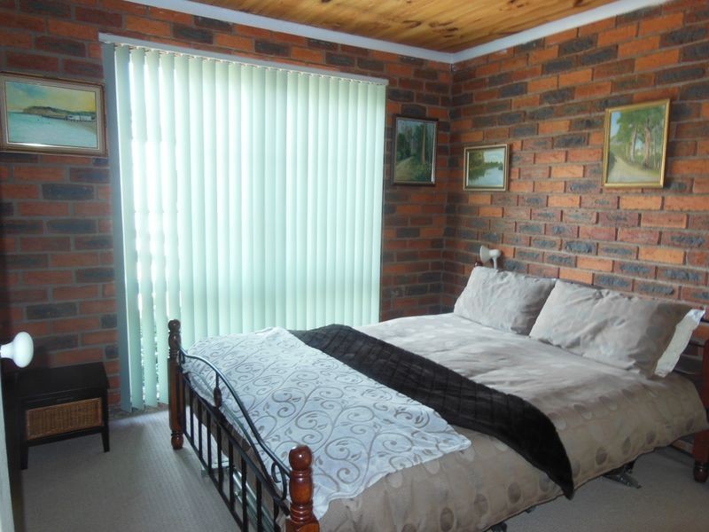 16 Davernport Drive, Lake Tyers Beach VIC 3909