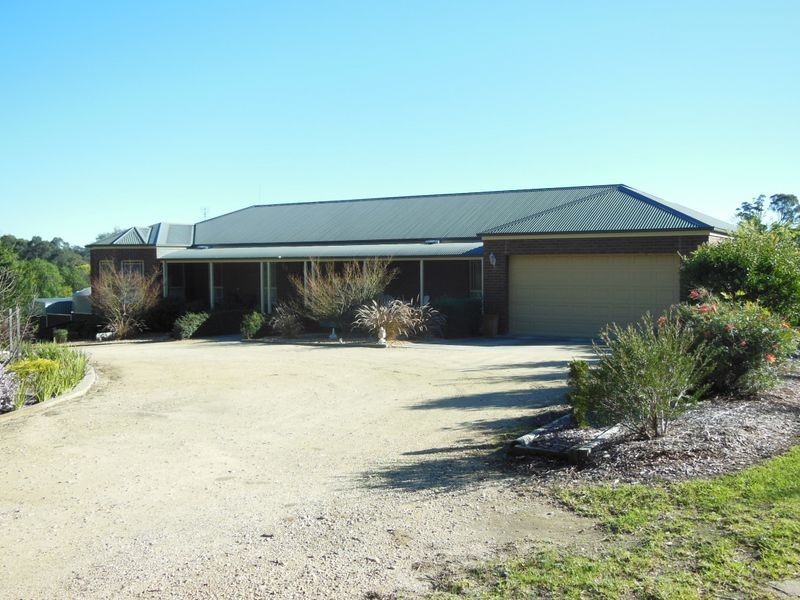 121 Ostlers Road, Lakes Entrance VIC 3909
