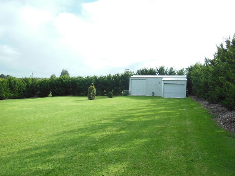 121 Ostlers Road, Lakes Entrance VIC 3909