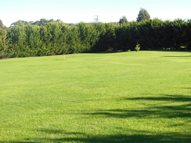 121 Ostlers Road, Lakes Entrance VIC 3909