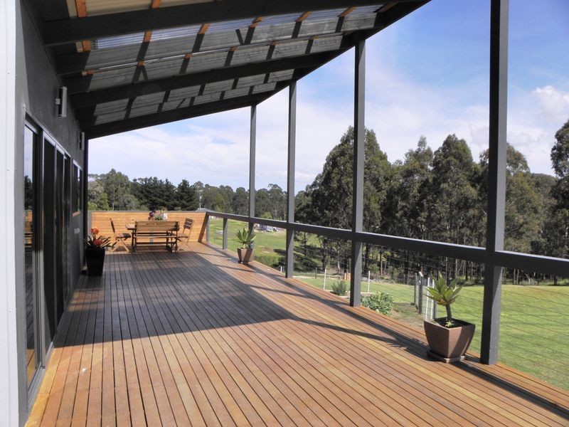 12 Mitchelson Court, Lakes Entrance VIC 3909