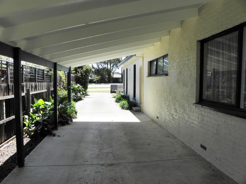 22 Palmers Road, Lakes Entrance VIC 3909