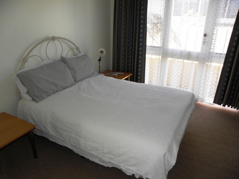 22 Palmers Road, Lakes Entrance VIC 3909