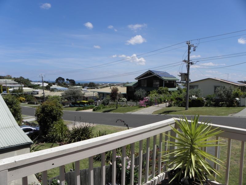 46 McCullough Street, Lakes Entrance VIC 3909