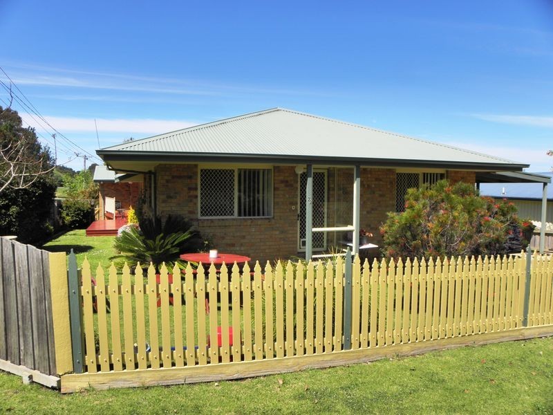 72 Palmers Road, Lakes Entrance VIC 3909
