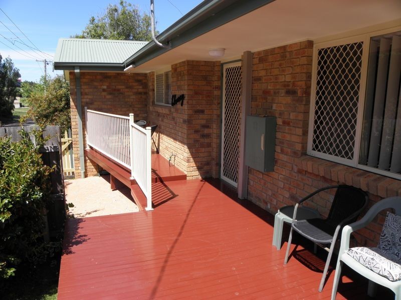 72 Palmers Road, Lakes Entrance VIC 3909
