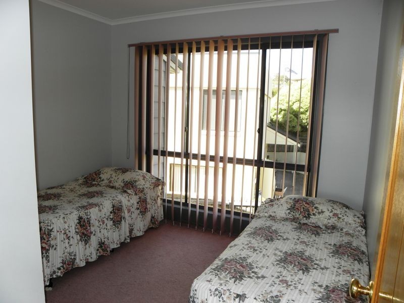 65 Lakeside Drive, Lake Tyers Beach VIC 3909