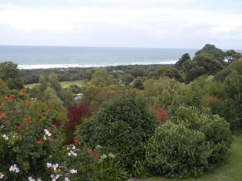 100 Gold Ring Road, Lake Bunga VIC 3909